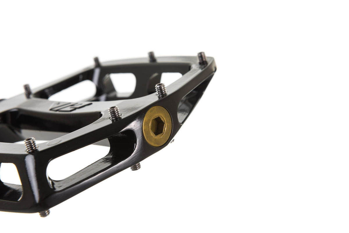 DMR V12 Magnesium FLAT PEDAL